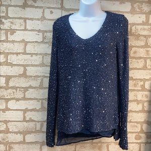 Dressy layered top w sequins. Size M